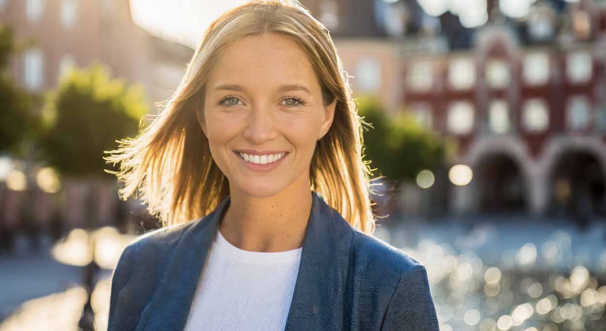 Vagel i ögat orsakas oftast av en bakteriell infektion i en talgkörtel vid ögonlockskanten.